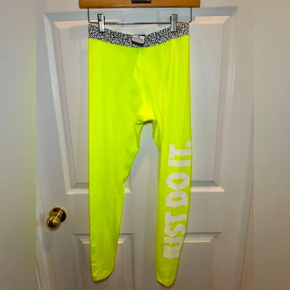 Nike Pro Dri-FIT Hyperwarm Compression Leggings Neon Yellow Just Do It NWOT - Picture 3 of 7